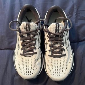 Women’s Brooks Glycerin 19 size 9 wide